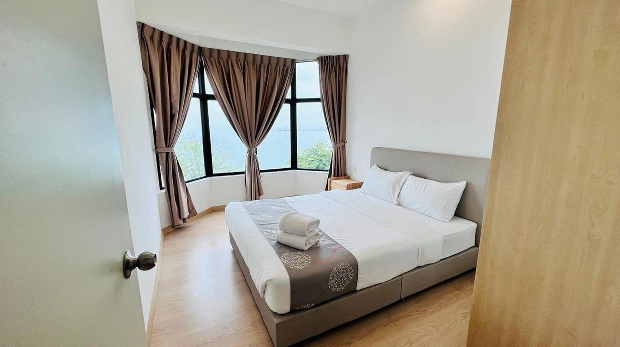 Mutiara Melaka Beach Resort By Glex Tangga Batu ภายนอก รูปภาพ
