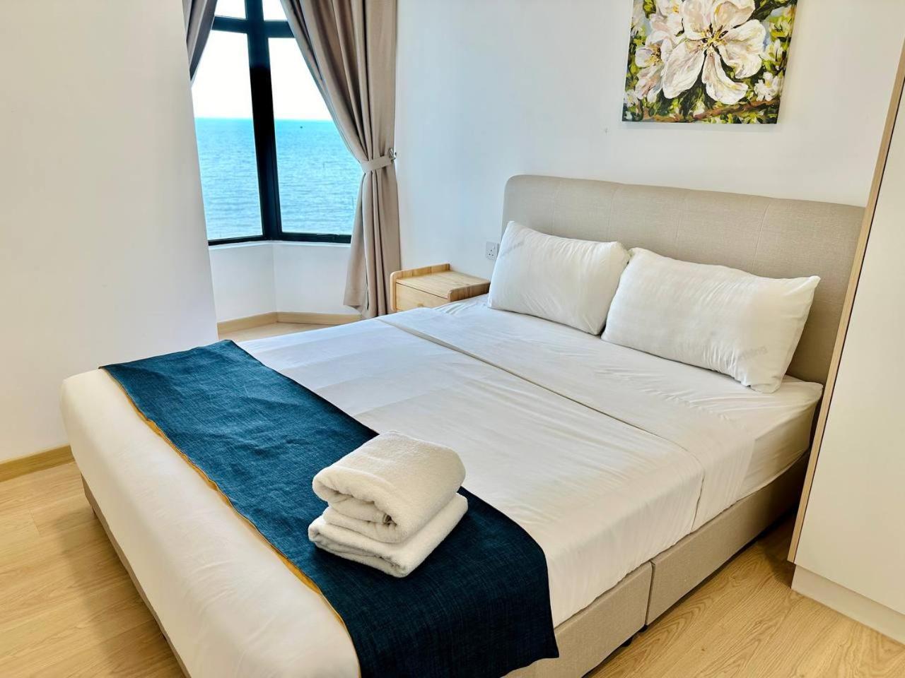 Mutiara Melaka Beach Resort By Glex Tangga Batu ภายนอก รูปภาพ
