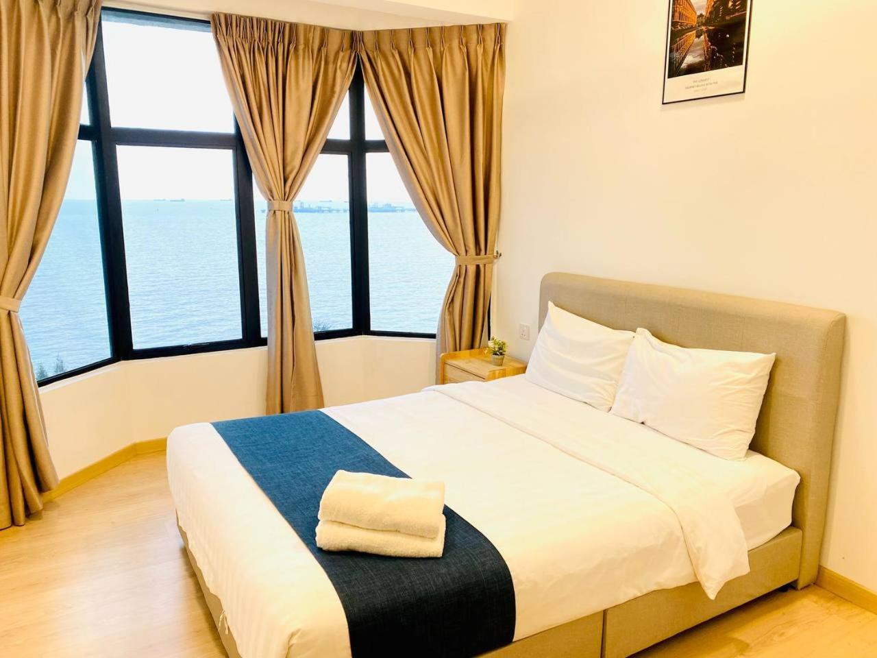 Mutiara Melaka Beach Resort By Glex Tangga Batu ภายนอก รูปภาพ