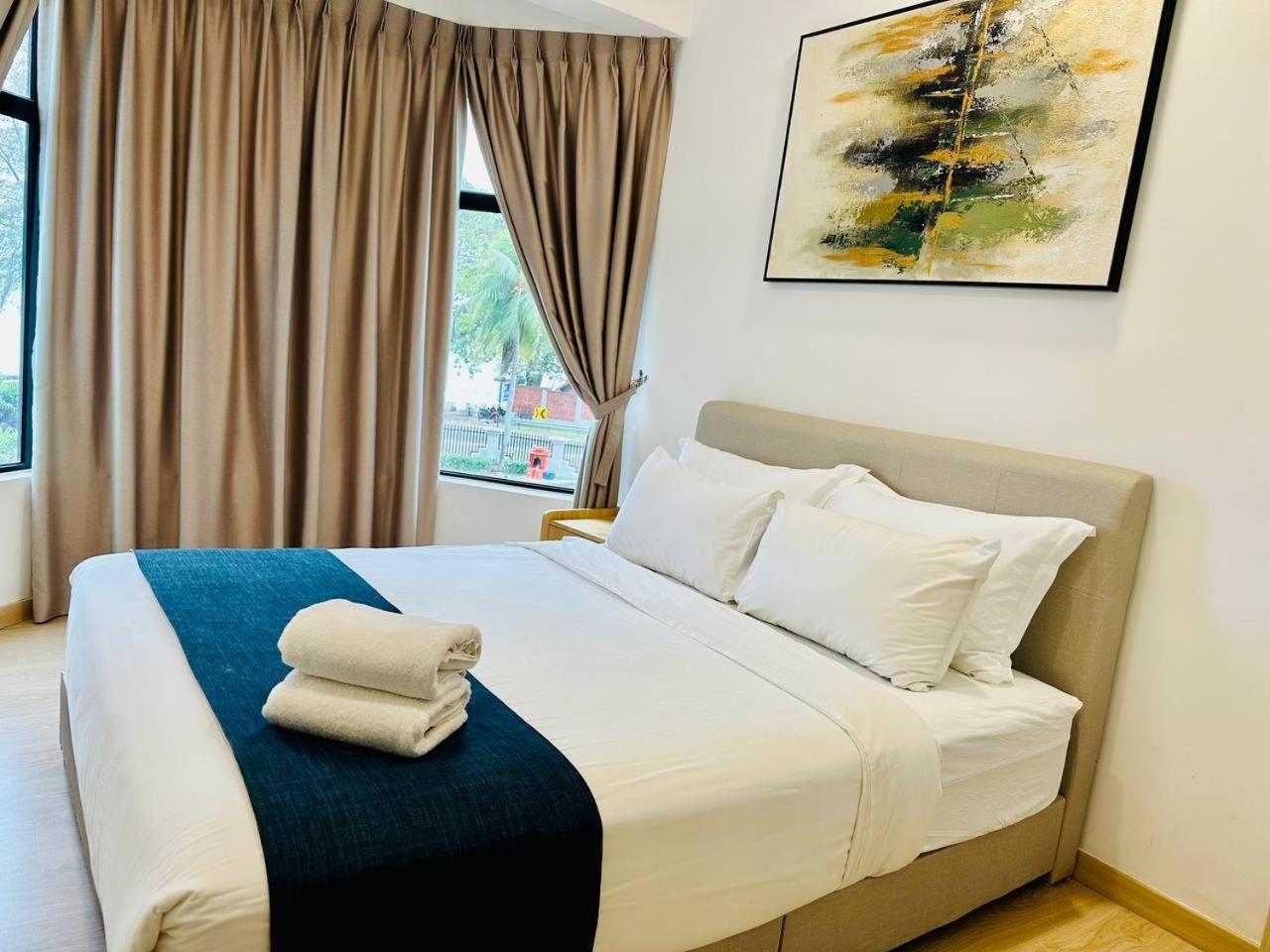 Mutiara Melaka Beach Resort By Glex Tangga Batu ภายนอก รูปภาพ